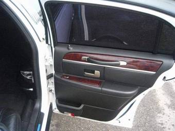 2006 Lincoln Town Car Pictures