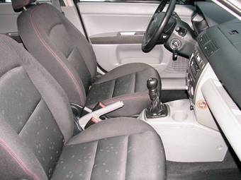 2003 Mazda MAZDA2 Pics
