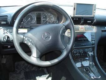 2006 Mercedes-Benz C-Class Pictures