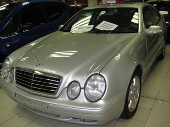 2002 Mercedes-Benz CLK-Class
