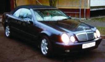 2000 Mercedes-Benz CLK230