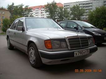 1985 Mercedes-Benz E-Class Images