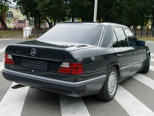 1991 Mercedes-Benz E260