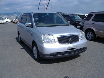 1999 Mitsubishi Dion