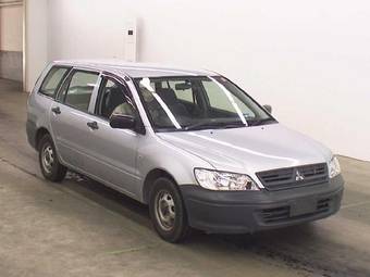 2004 Mitsubishi Lancer Cedia Wagon For Sale