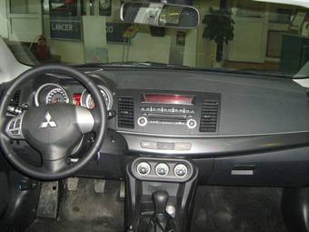 2008 Mitsubishi Lancer X Photos