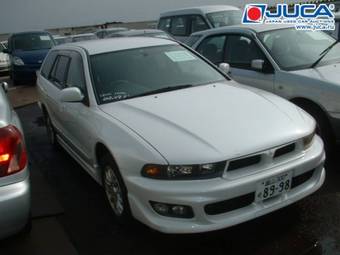 2000 Mitsubishi Legnum Photos