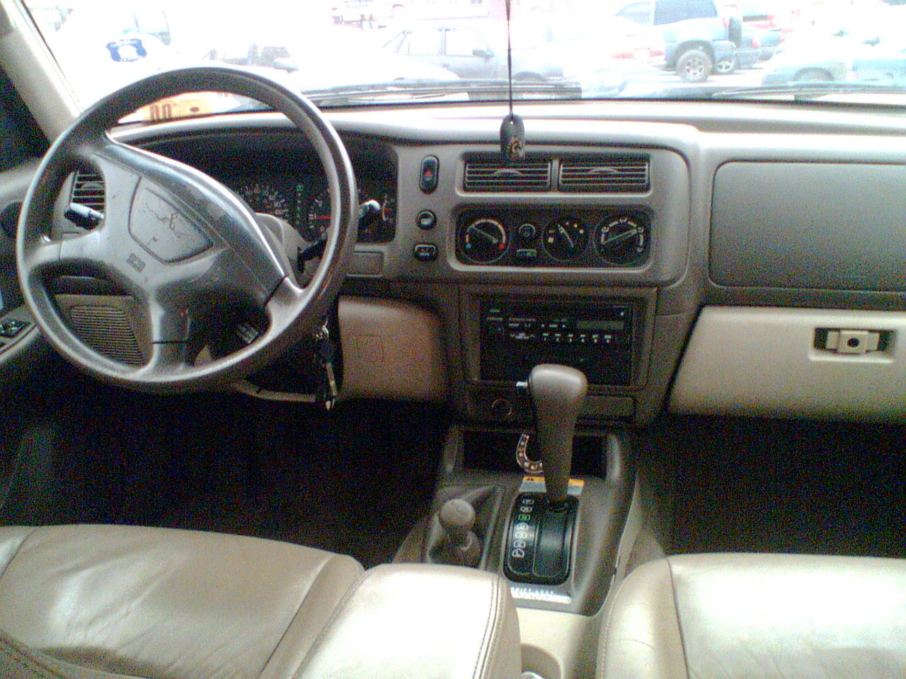 2000 Mitsubishi Montero Sport