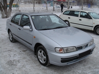 1997 Nissan Almera