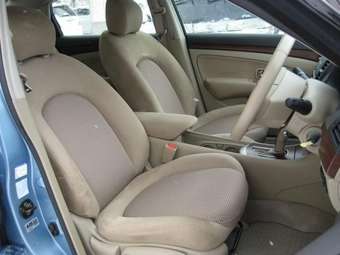 2006 Nissan Bluebird Sylphy Images