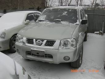 2003 Nissan Frontier Pictures