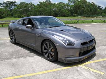2008 Nissan GT-R Pictures