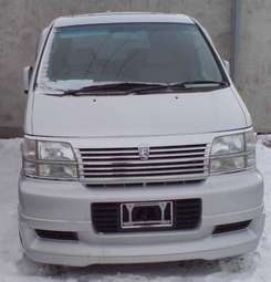 1997 Nissan Homy Elgrand Pictures