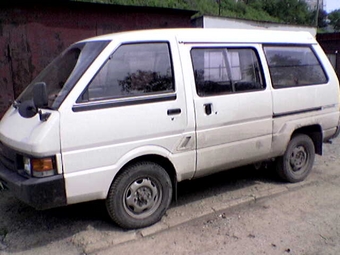 1988 Nissan Largo