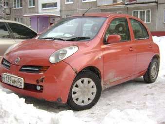 2002 Nissan March