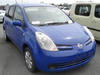2004 Nissan Note Pictures