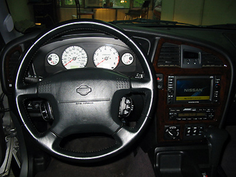 2001 Nissan Pathfinder Pictures