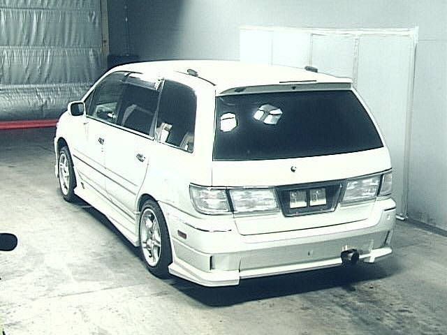 2001 Nissan Presage