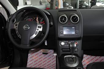 2010 Nissan QASHQAI 2 Pics