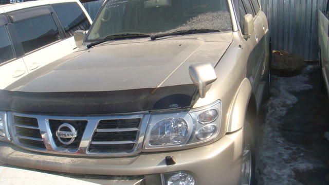 2002 Nissan Safari