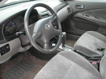 2003 Nissan Sentra Photos