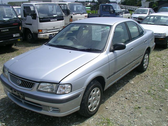 Nissan sunny 2000 pictures #10