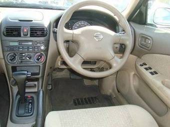2005 Nissan Sunny Images