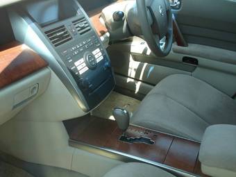 2002 Nissan Teana Pictures