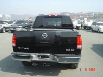 2005 Nissan Titan Images