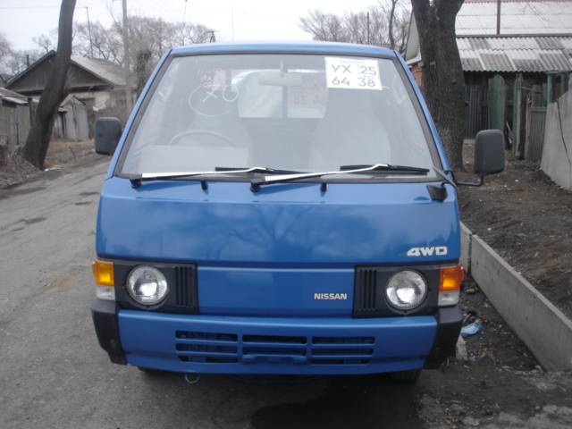 Nissan vanette 1990 review