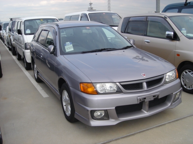 1999 Nissan Wingroad Pictures