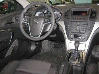 2009 Opel Insignia Photos