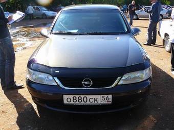 2000 Opel Vectra Pictures
