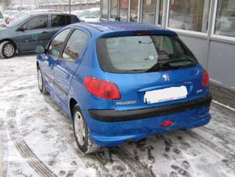 2004 Peugeot 206 Images