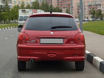 2004 Peugeot 206 Photos