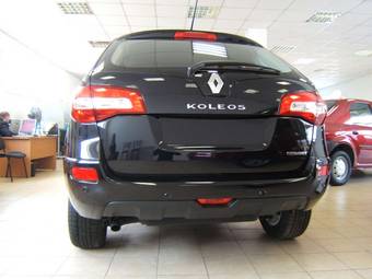 2009 Renault Koleos Photos