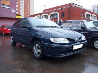 1996 Renault Megane Pictures