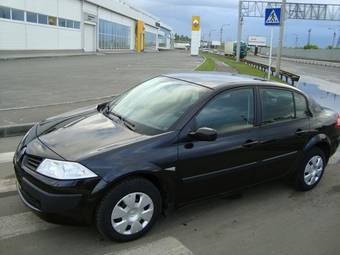 2007 Renault Megane Photos
