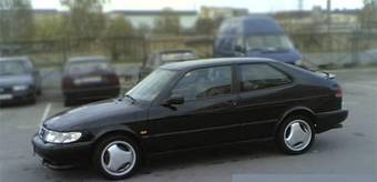 1994 Saab 900 Images