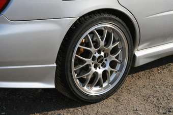 2001 Subaru Impreza WRX STI Images