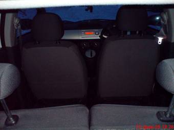 2005 Subaru R2 Pics
