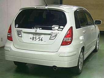 2004 Suzuki Aerio Wagon Pictures