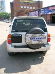 2004 Suzuki Escudo Pictures
