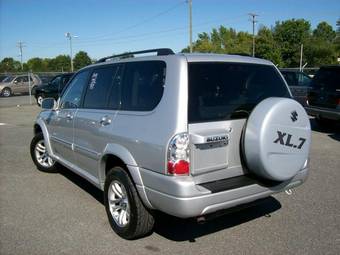 2005 Suzuki XL7 Pics