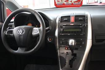 2011 Toyota Auris For Sale