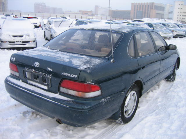 1995 Toyota Avalon Photos