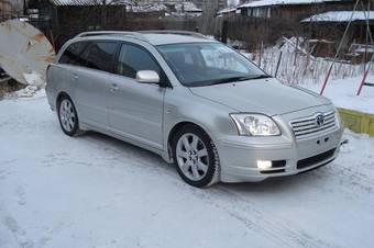 2005 Toyota Avensis Wagon Pictures