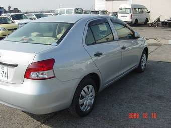 2007 Toyota Belta Images