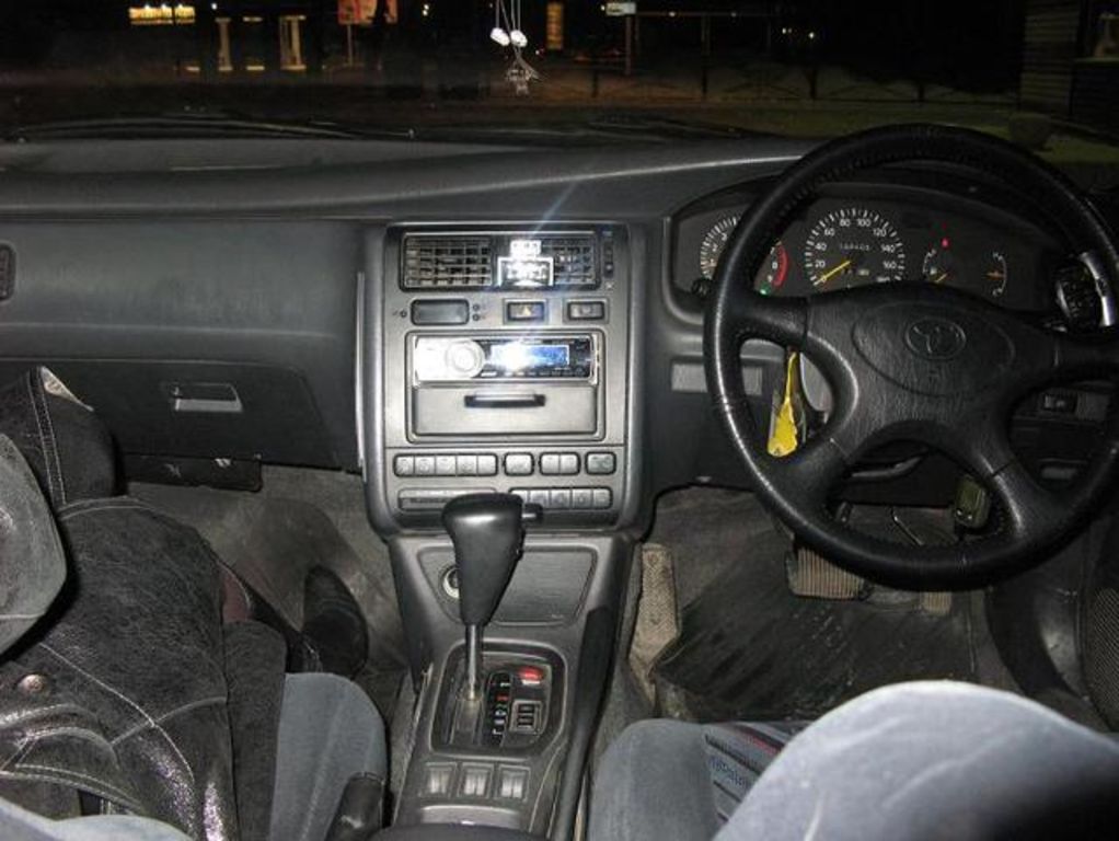 1995 Toyota Caldina