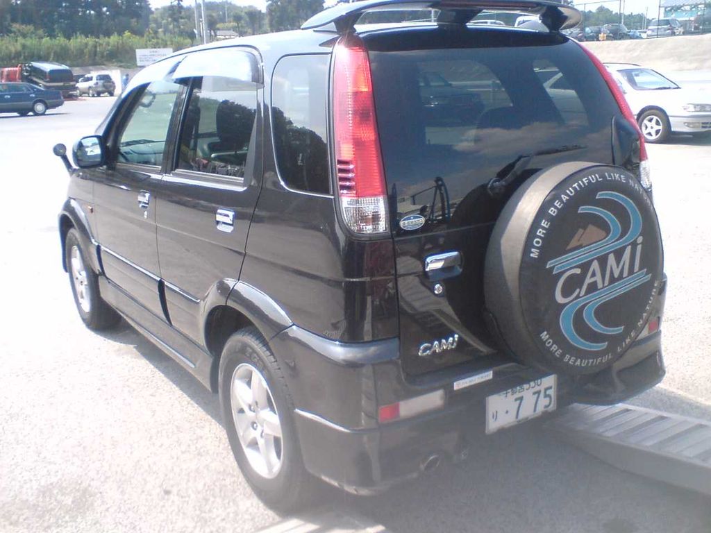 2005 Toyota Cami